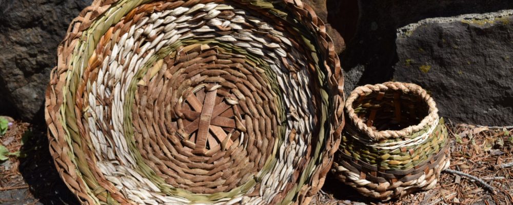 An Open Tray With A Braided Rim